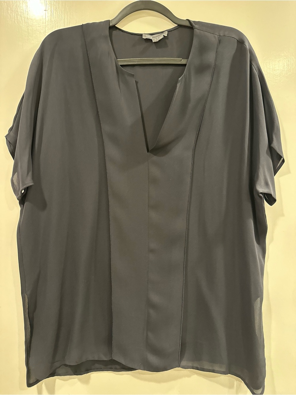 Vince Gray Draped V-Neck Short Sleeve Blouse